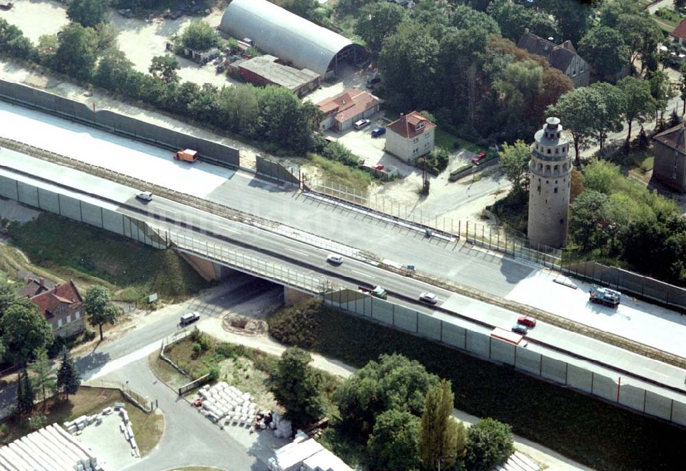 Königs Wusterhausen aus der Vogelperspektive: Bau der Autobahnbrücke (A10) über die Straße zwischen Königs Wusterhausen und Niederlehme - ein Projekt der SCHÄLERBAU BERLIN GmbH