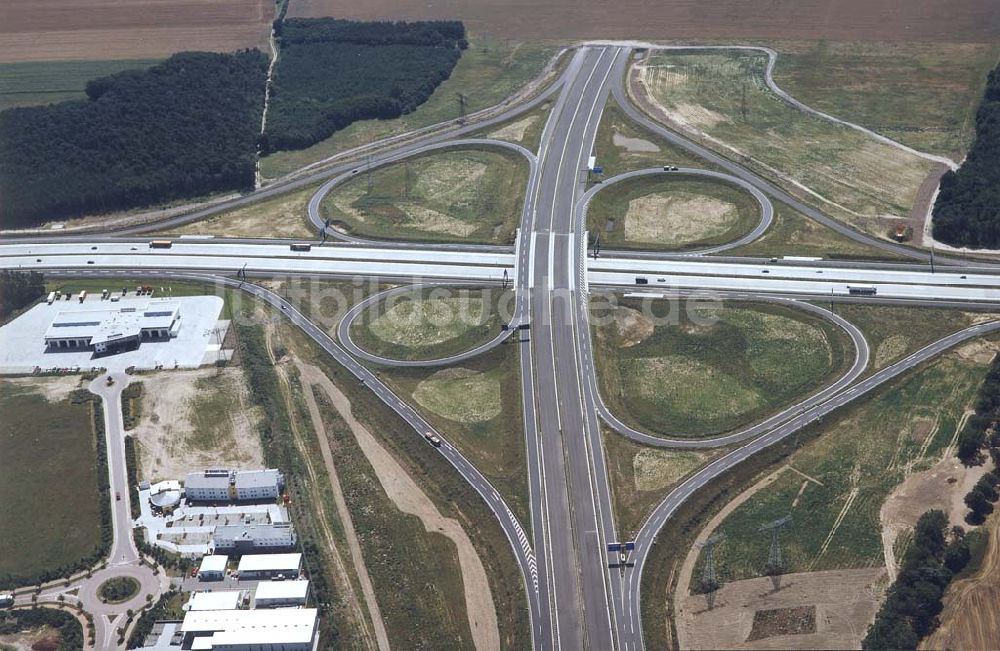 Ludwigsfelde / Brandenburg aus der Vogelperspektive: Bau des Autobahnkreuzes Ludwigsfelde / Brandenburg.