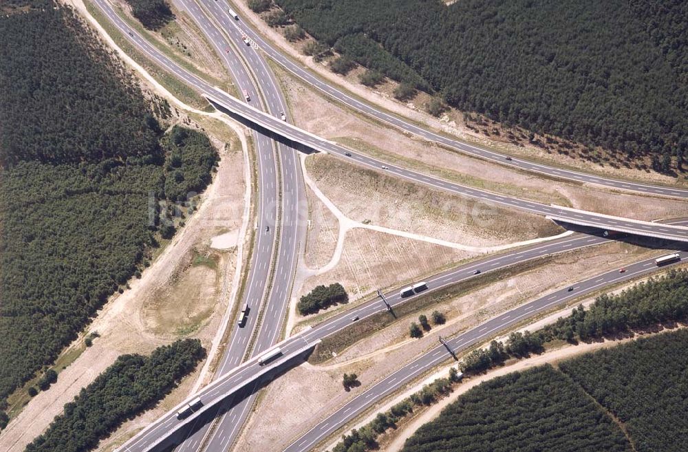 Michendorf / Brandenburg von oben - Bau des Autobahnkreuzes Potsdam-Michendorf / Brandenburg.