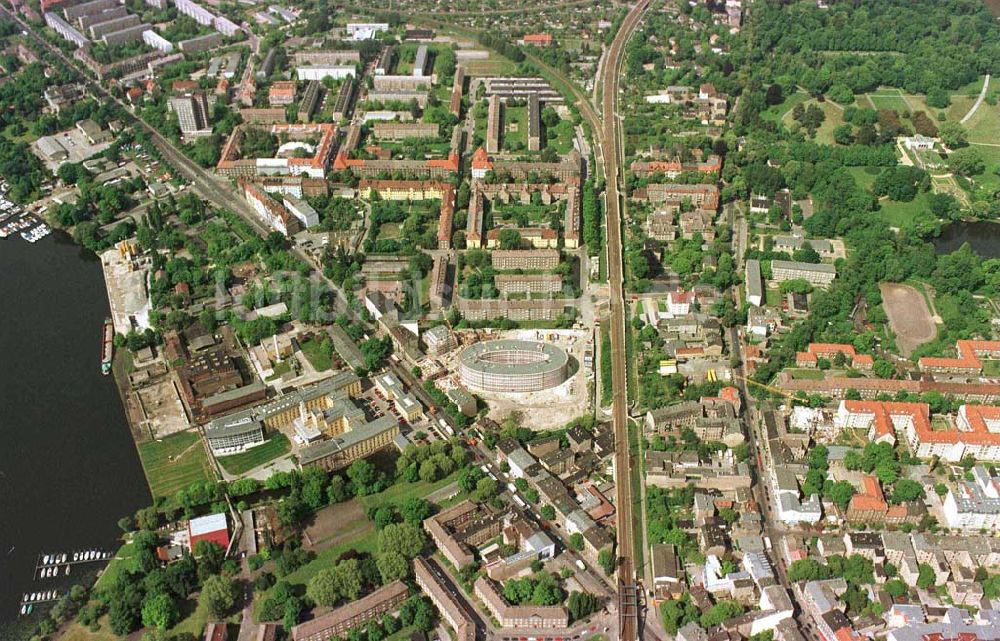 Potsdam-Stadt von oben - Bau des Büro- und Congreßzentrums Sanssouci in Potsdam.