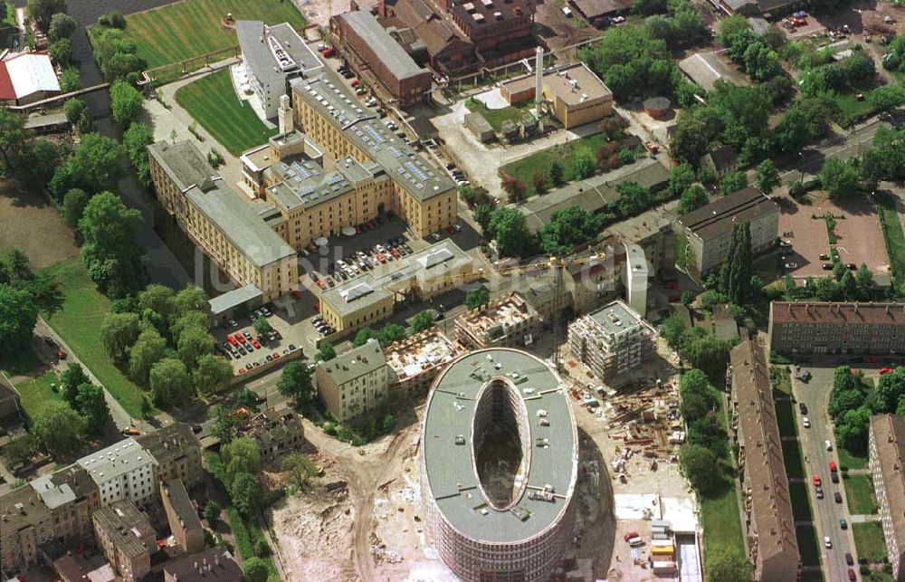 Luftbild Potsdam-Stadt - Bau des Büro- und Congreßzentrums Sanssouci in Potsdam.