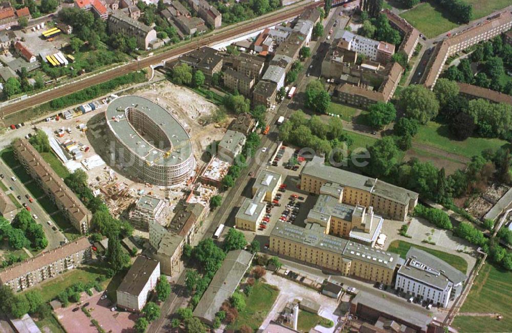 Luftbild Potsdam-Stadt - Bau des Büro- und Congreßzentrums Sanssouci in Potsdam.