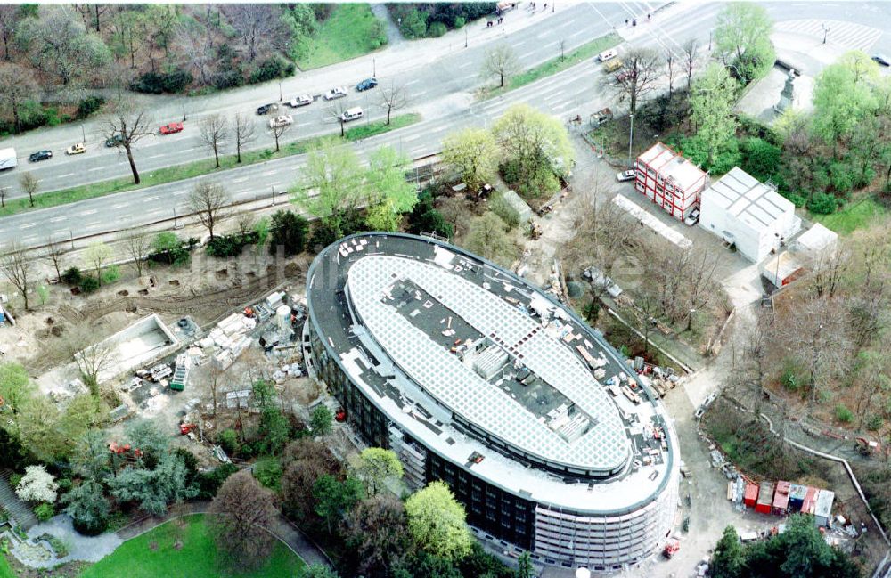 Luftbild Berlin-Tiergarten - Bau des Bundespräsidialamtes in Berlin-Tiergarten.