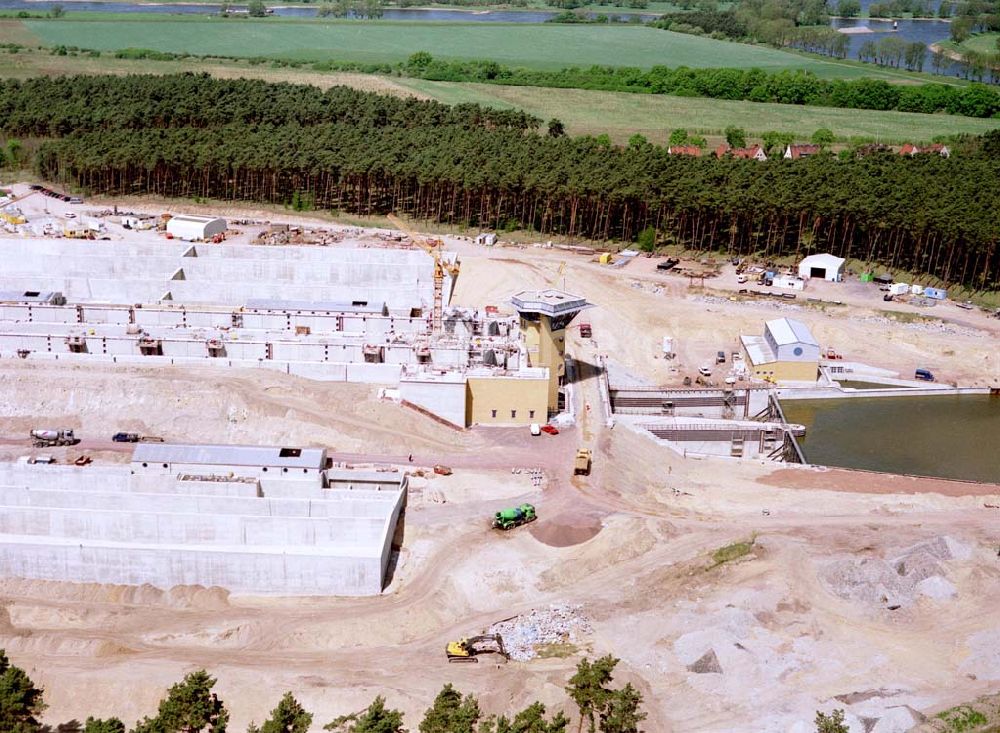 Hohenwarthe / Sachsen - Anhalt von oben - Bau der Doppelschleuse Hohenwarthe und Ausbau des Elbe-Havel-Kanales am Wasserstraßenkreuz Magdeburg - östlich von Hohenwarthe in Sachsen - Anhalt