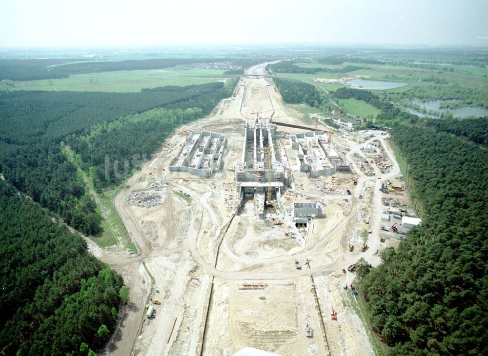 Luftaufnahme Hohenwarthe - Bau der Doppelsparschleuse Hohenwarthe am Elbe-Havel-Kanal