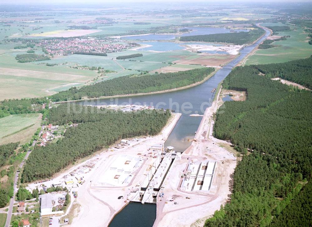 Hohenwarte / Sachsen - Anhalt von oben - Bau der Doppelsparschleuse Hohenwarthe am Elbe-Havel-Kanal bei Hohenwarthe in Sachsen-Anhalt.