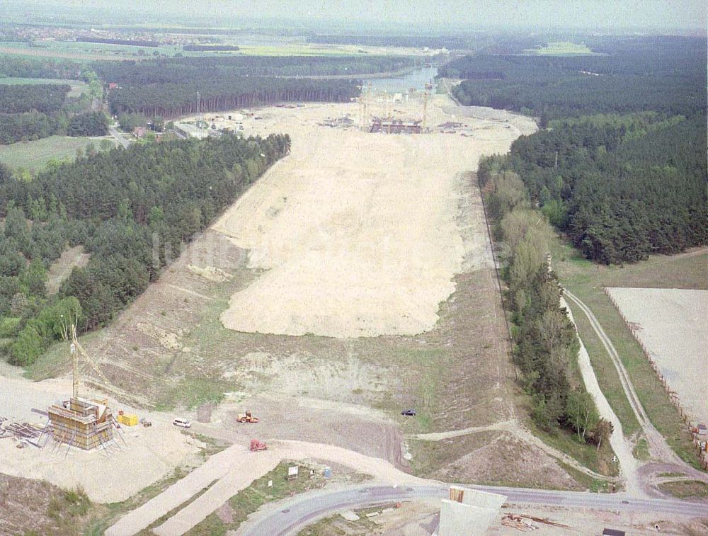 Luftaufnahme Hohenwarthe - Bau der Doppelsparschleuse Hohenwarthe am Wasserstraßenkreuz Magdeburg.