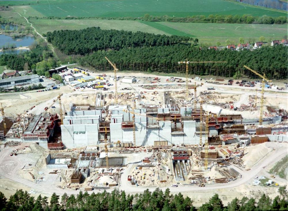 Luftbild Hohenwarthe - Bau der Doppelsparschleuse Hohenwarthe am Wasserstraßenkreuz Magdeburg.