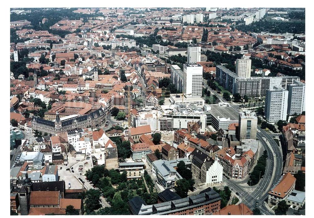 Luftbild Erfurt - Bau der Einkaufsgalerie Anger 1 in Erfurt - ein Projekt der ECE Projektmanagement GmbH Hamburg.