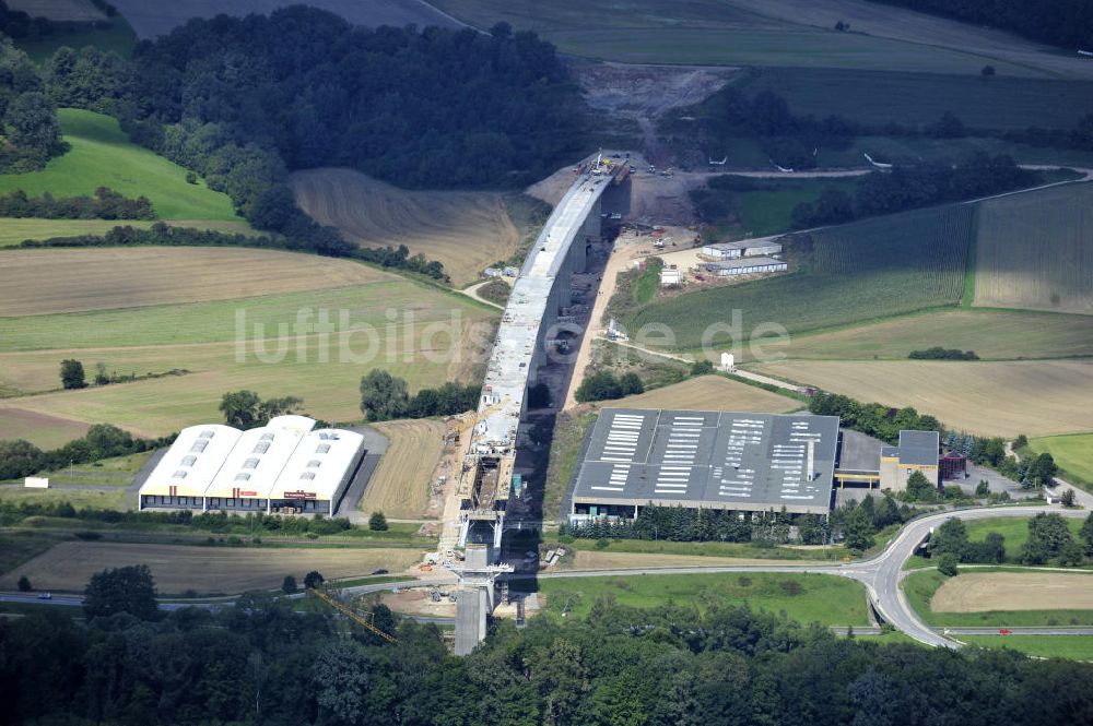 Niederfüllbach aus der Vogelperspektive: Bau der Eisenbahnüberführung (EÜ) Füllbach VDE 8 in Bayern