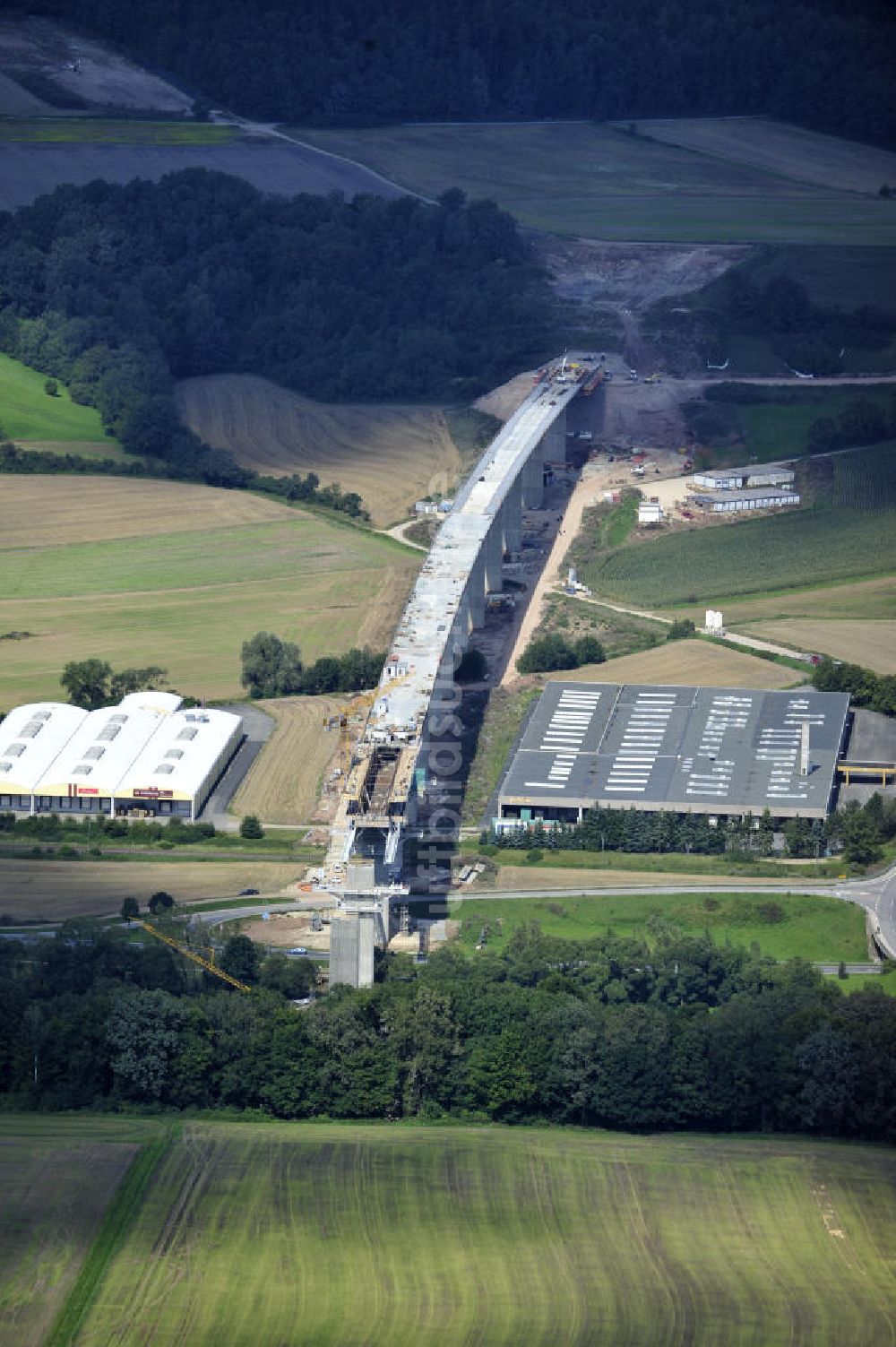 Luftbild Niederfüllbach - Bau der Eisenbahnüberführung (EÜ) Füllbach VDE 8 in Bayern