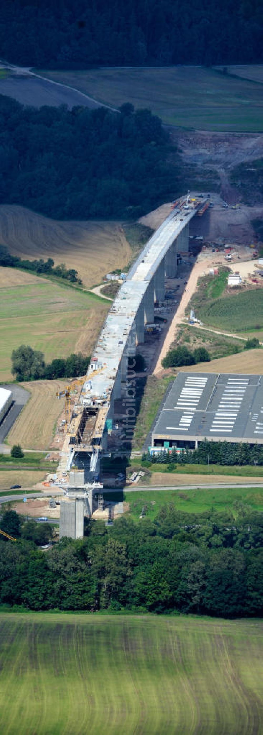 Luftaufnahme Niederfüllbach - Bau der Eisenbahnüberführung (EÜ) Füllbach VDE 8 in Bayern