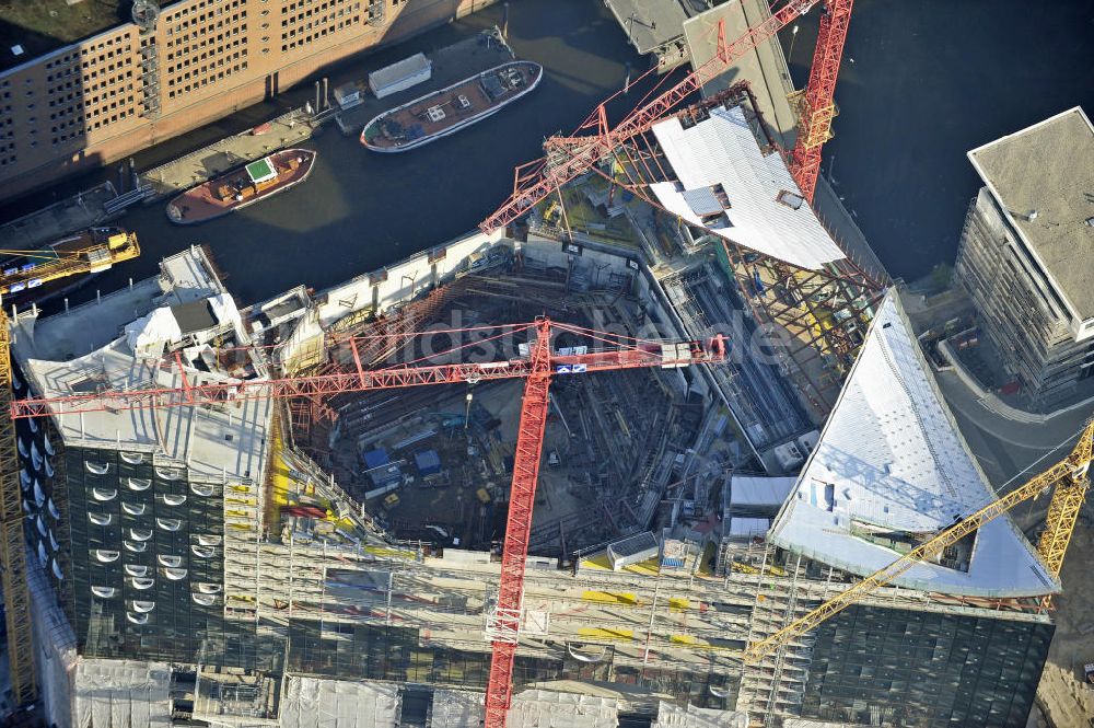 Hamburg aus der Vogelperspektive: Bau der Elbphilharmonie Hamburg