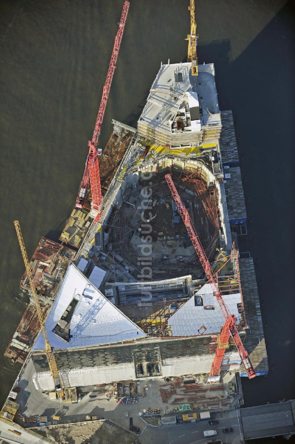 Hamburg von oben - Bau der Elbphilharmonie Hamburg