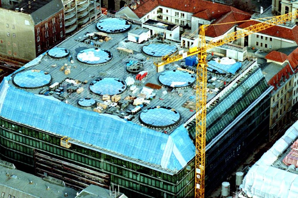 Luftaufnahme Berlin - 12.02.1995 Bau der Freidrichstadtpassagen