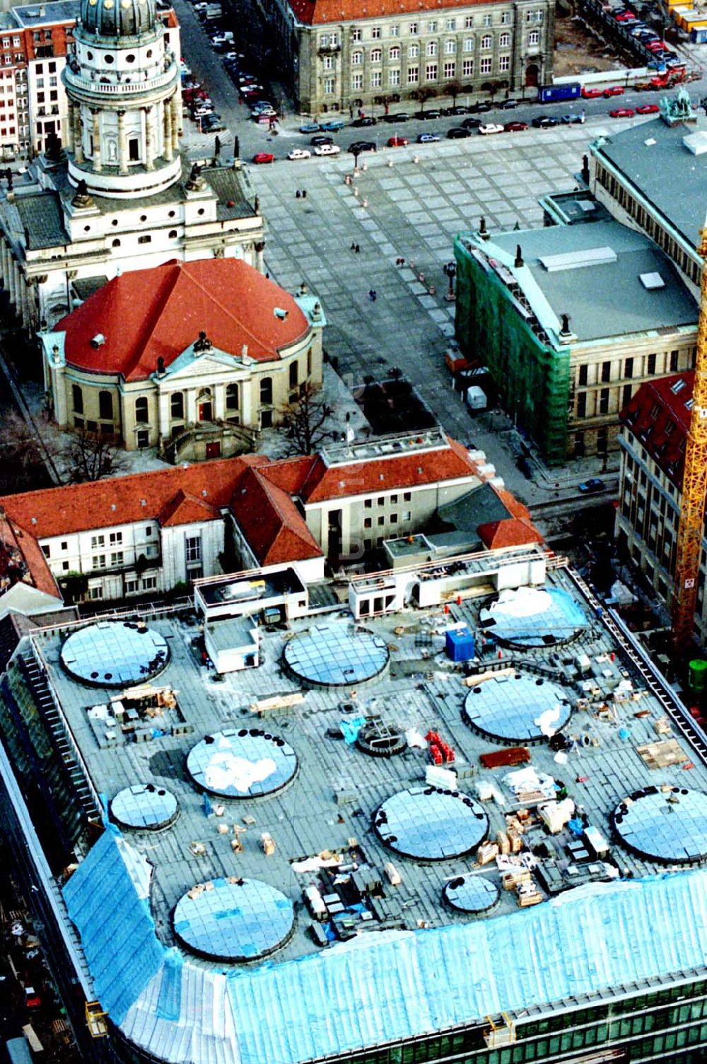 Luftaufnahme Berlin - 12.02.1995 Bau der Freidrichstadtpassagen