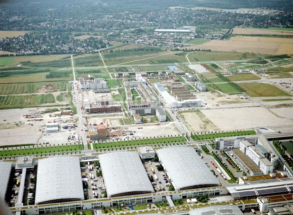 München von oben - Bau eines Galeriehauses am Messegelände in München - Riem.