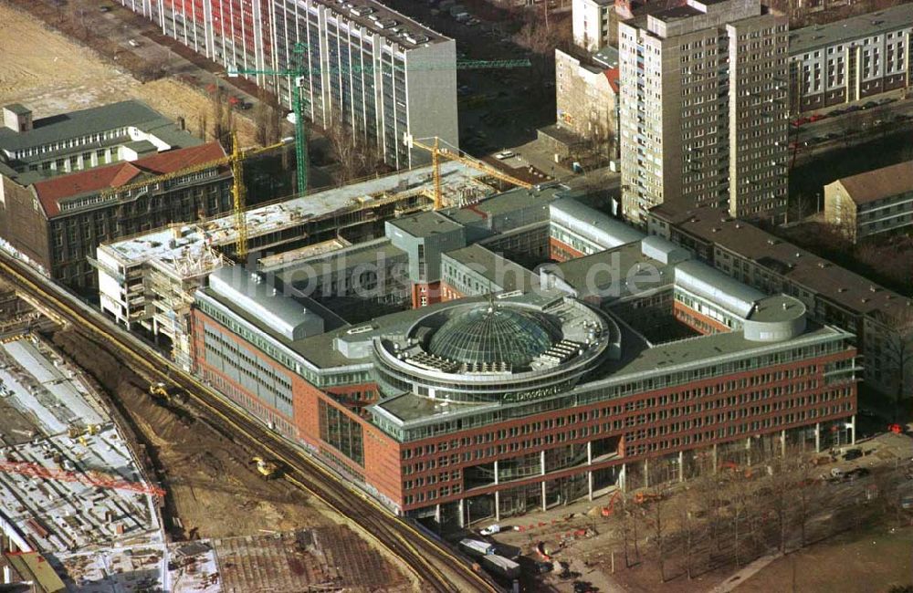 Berlin aus der Vogelperspektive: Bau des Geschäftshauses City-Carree am Berliner Hauptbahnhof