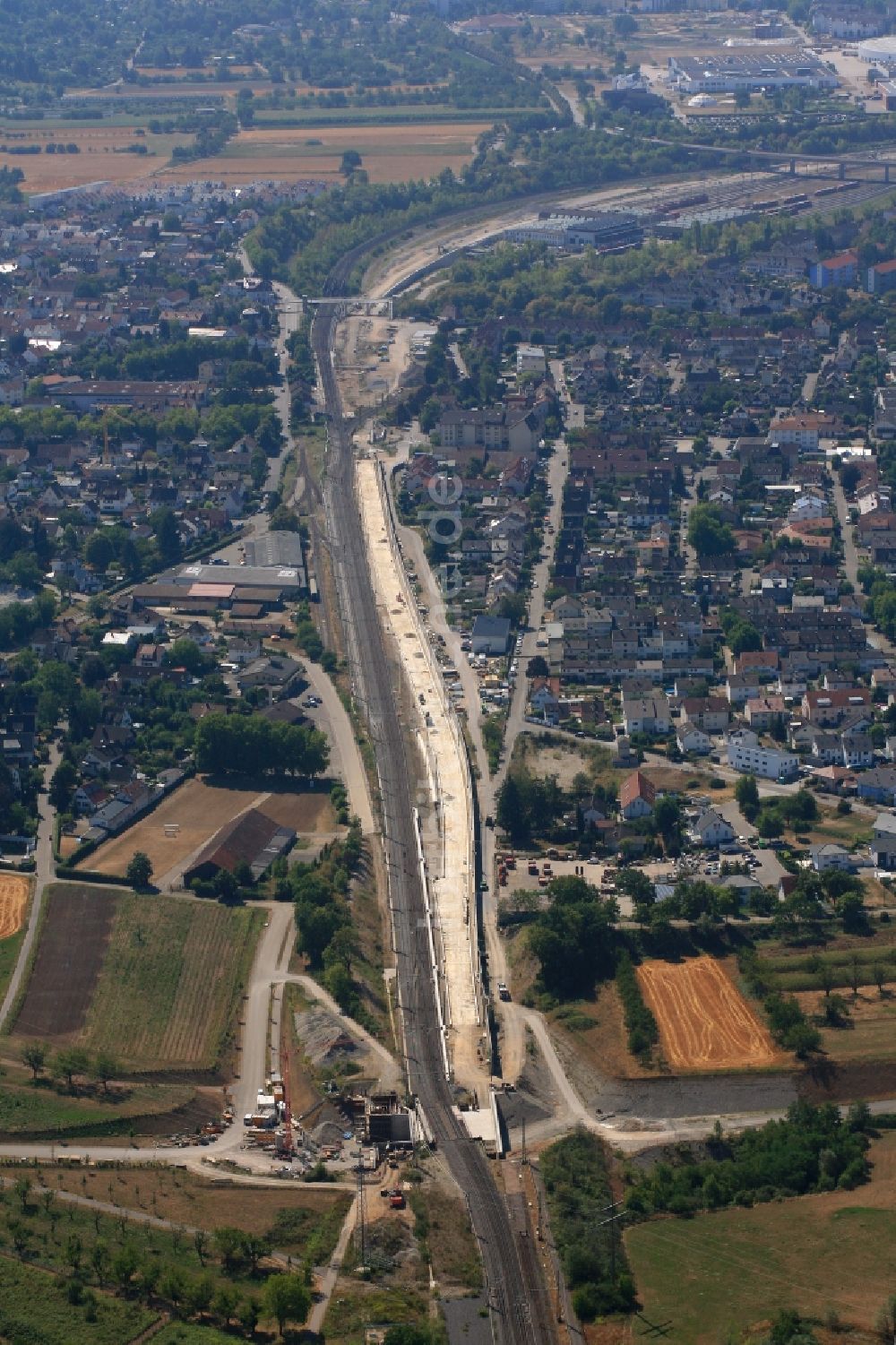 Weil am Rhein aus der Vogelperspektive: Bau- und Instandhaltungsarbeiten am Gleis- Verlauf im Streckennetz der Deutschen Bahn zum vierspurigen Ausbau der Alpentransversale in Weil am Rhein im Bundesland Baden-Württemberg, Deutschland