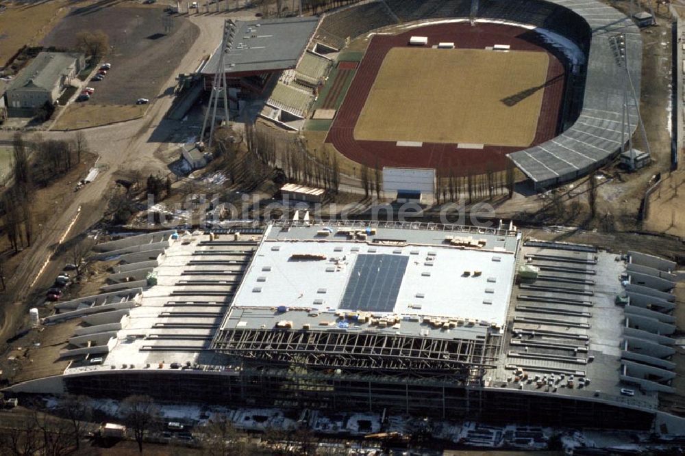 Berlin - Prenzlauerberg von oben - Bau des Jahn-Sport-Parks in Berlin - Prenzlauerberg in 1995