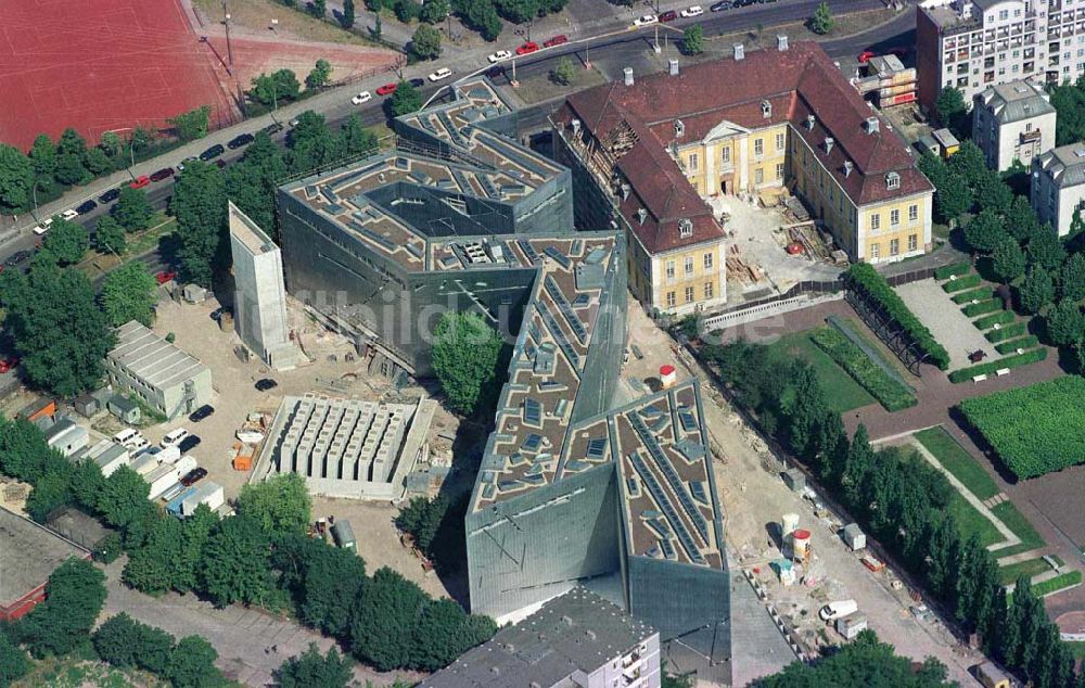 Luftaufnahme Berlin-Kreuzberg - Bau des Jüdischen Museums an der Lindenstraße.