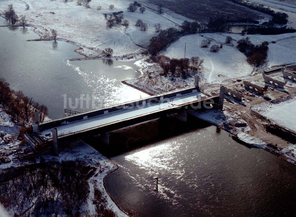 Hohenwarthe von oben - Bau der Kanalbrücke zwischen dem Schiffshebewerk Rothensee und der Doppelsparschleuse Hohenwarthe am Wasserstraßenkreuz Magdeburg