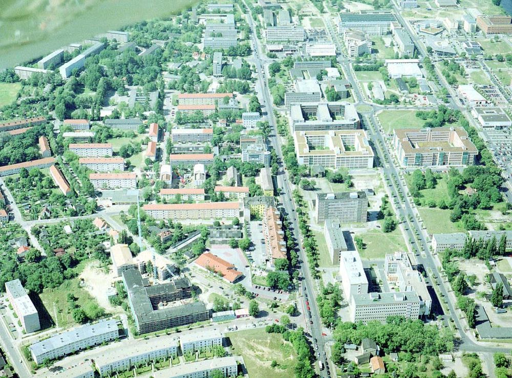 Teltow - Brandenburg von oben - Bau der Lavendel-Residenz der SERVICUR Seniorenresidenzen GmbH an der Weser- Ecke Elbestraße in Teltow / Brandenburg