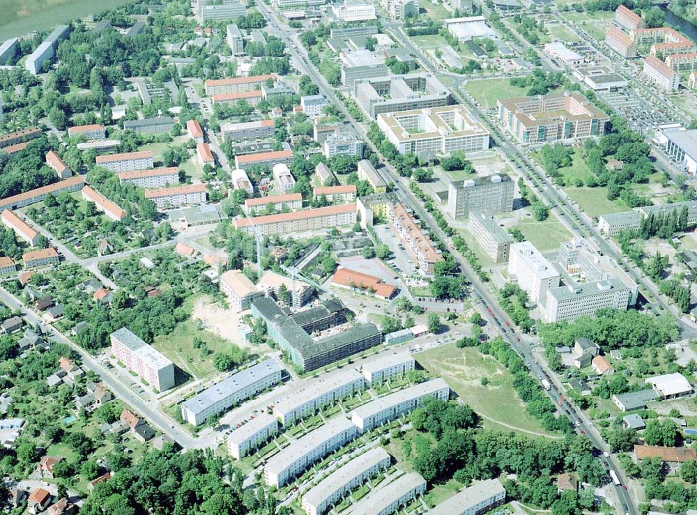 Teltow - Brandenburg aus der Vogelperspektive: Bau der Lavendel-Residenz der SERVICUR Seniorenresidenzen GmbH an der Weser- Ecke Elbestraße in Teltow / Brandenburg