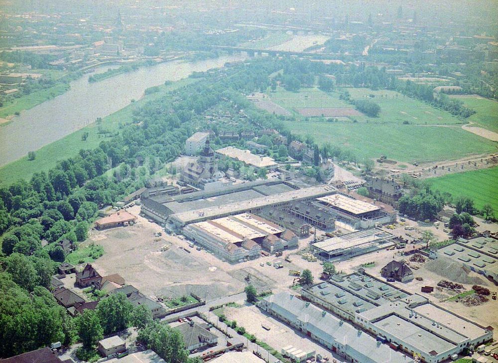 Luftbild Dresden / Sachs. - Bau der Neue Messe - ein Projekt der HVB-Immobilien AG auf dem Ostragehege (Gelände des Alten Schlachthofes) in Dresden