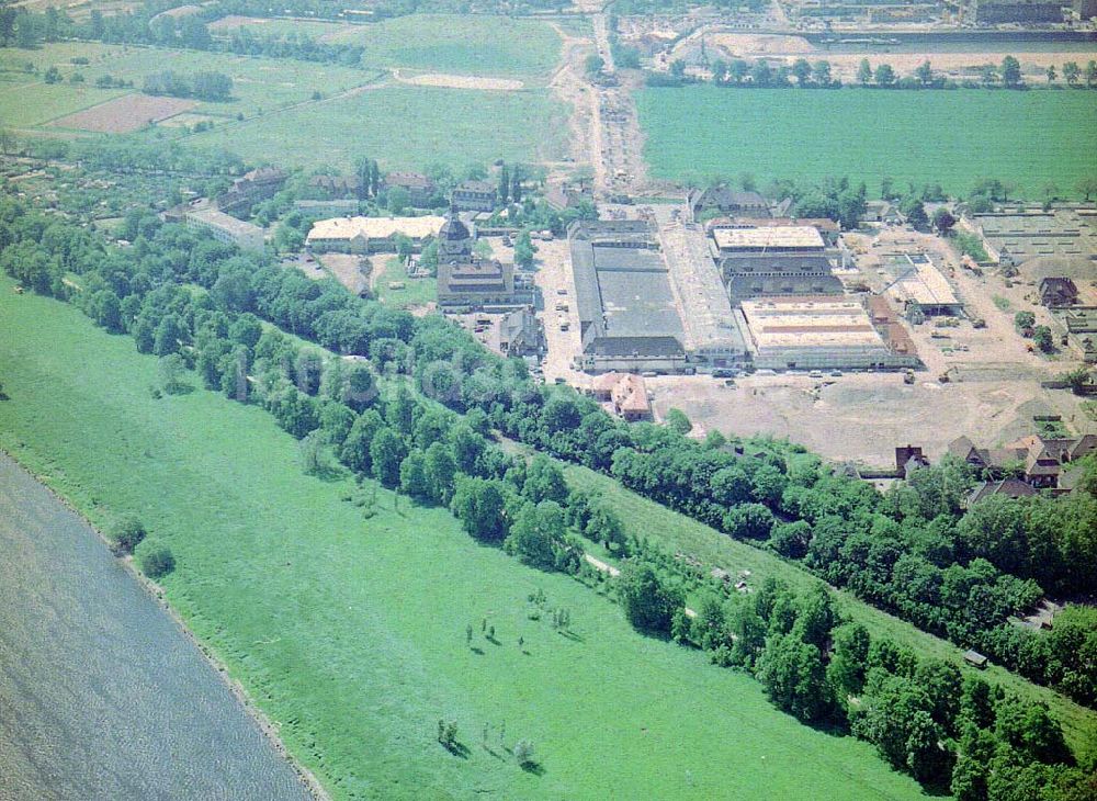 Dresden / Sachs. von oben - Bau der Neue Messe - ein Projekt der HVB-Immobilien AG auf dem Ostragehege (Gelände des Alten Schlachthofes) in Dresden