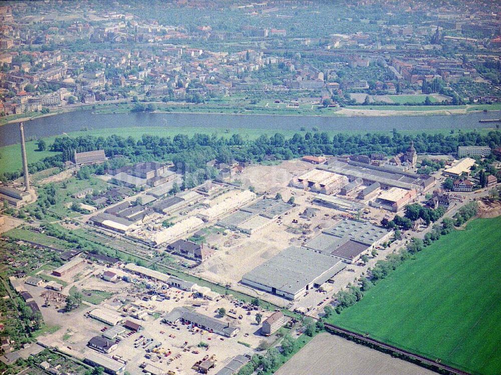 Dresden / Sachs. von oben - Bau der Neue Messe - ein Projekt der HVB-Immobilien AG auf dem Ostragehege (Gelände des Alten Schlachthofes) in Dresden