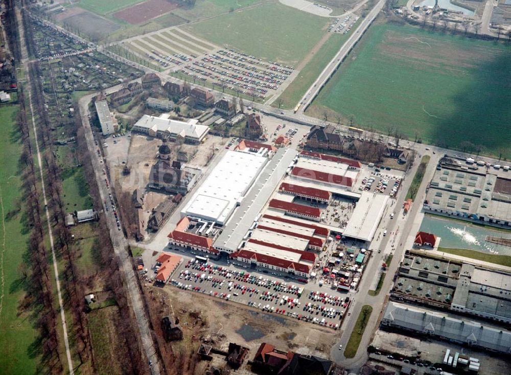 Dresden von oben - Bau der Neue Messe - ein Projekt der HVB-Immobilien AG auf dem Ostragehege (Gelände des Alten Schlachthofes) in Dresden