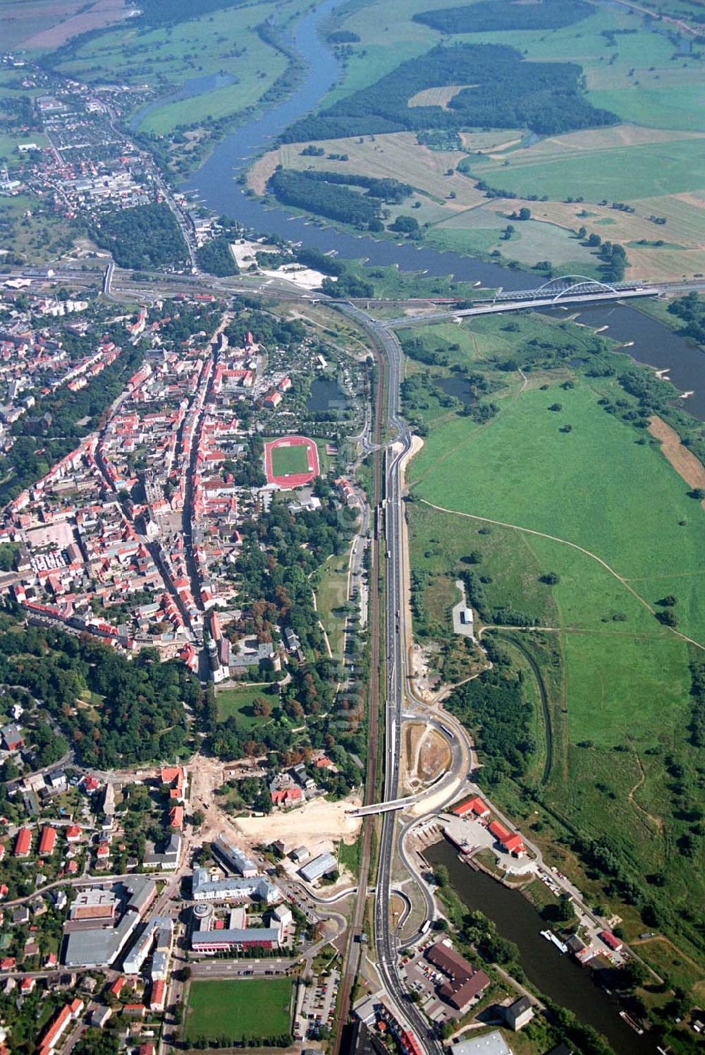 Wittenberg (Sachsen-Anhalt) aus der Vogelperspektive: Bau der Ortsumgehungsstraße - Wittenberg (Sachsen-Anhalt)