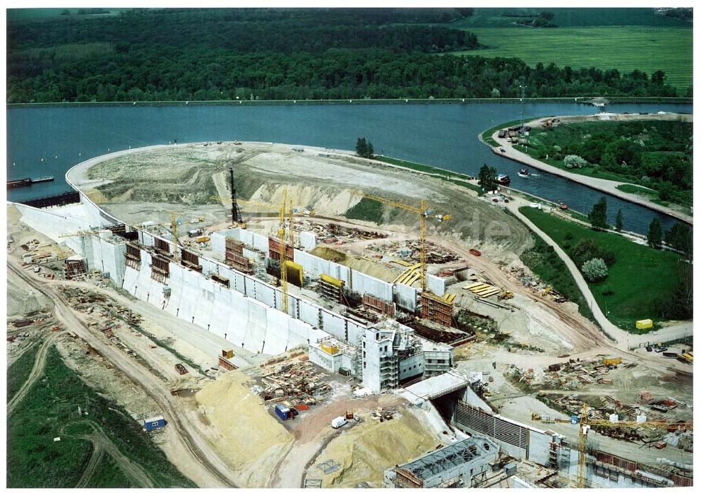 Rothensee von oben - Bau der Schleuse Rothensee am Schiffshebewerk Rothensee am Wasserstraßenkreuz Magdeburg.