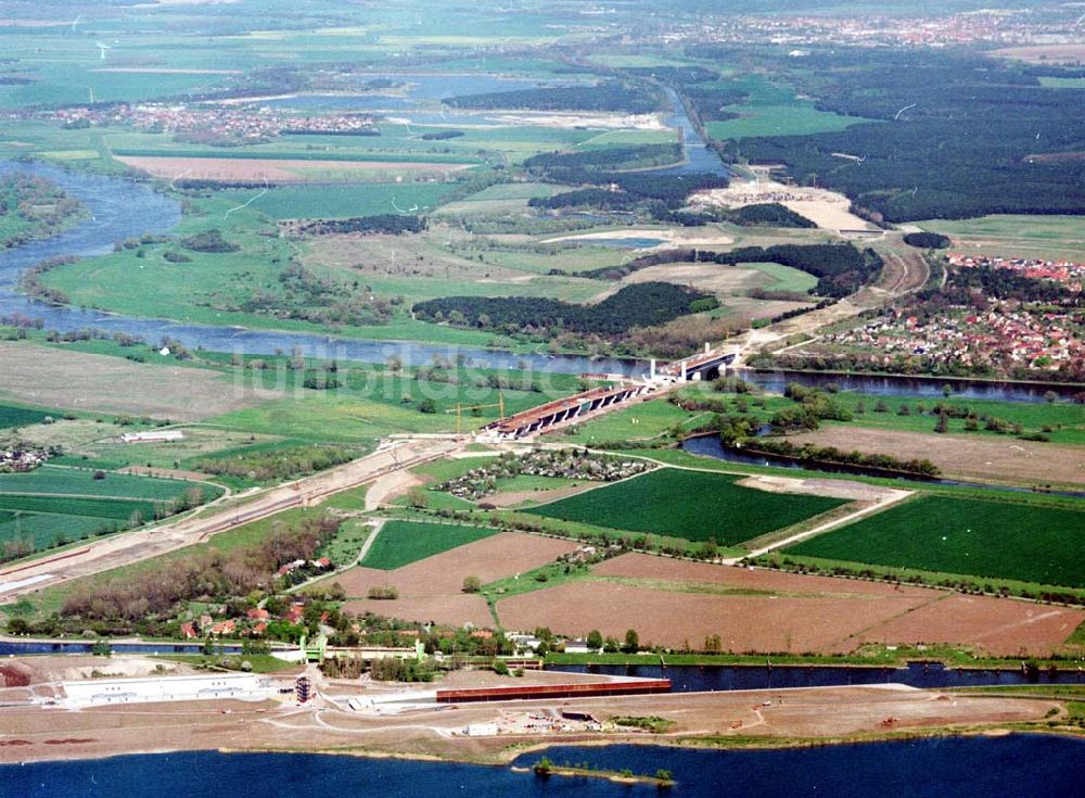 Rothensee von oben - Bau der Schleuse Rothensee am Schiffshebewerk Rothensee am Wasserstraßenkreuz Magdeburg.