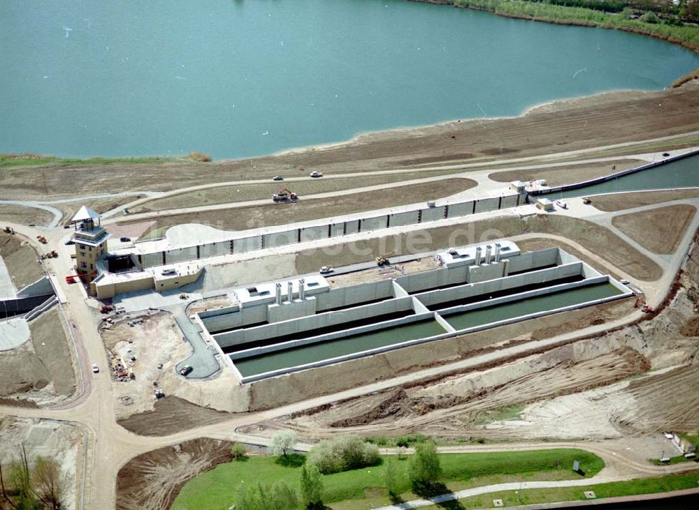 Luftaufnahme Rothensee - Bau der Schleuse Rothensee am Schiffshebewerk Rotrhensee am Wasserstraßenkreuz Magdeburg.