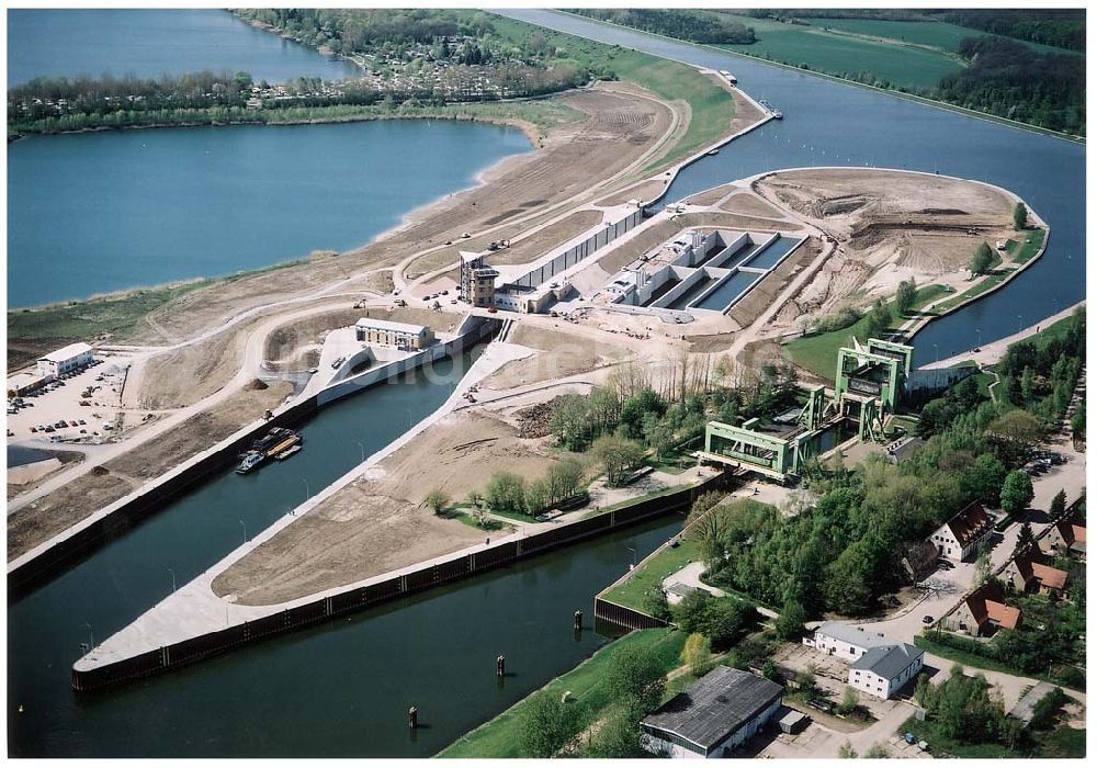 Rothensee aus der Vogelperspektive: Bau der Schleuse Rothensee am Schiffshebewerk Rotrhensee am Wasserstraßenkreuz Magdeburg.