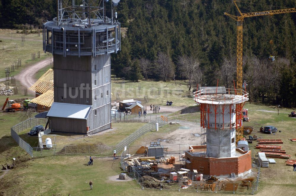 GEHLBERG aus der Vogelperspektive: Bau des Schneekopf- Turmes bei Gehlberg in Thüringen