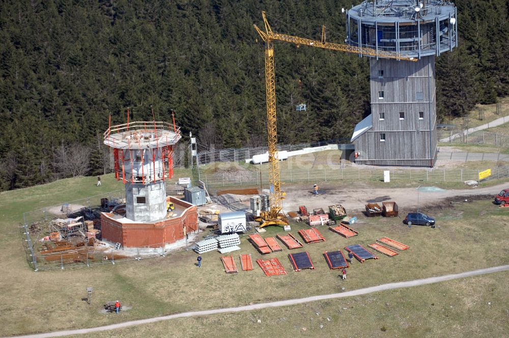 Luftaufnahme GEHLBERG - Bau des Schneekopf- Turmes bei Gehlberg in Thüringen