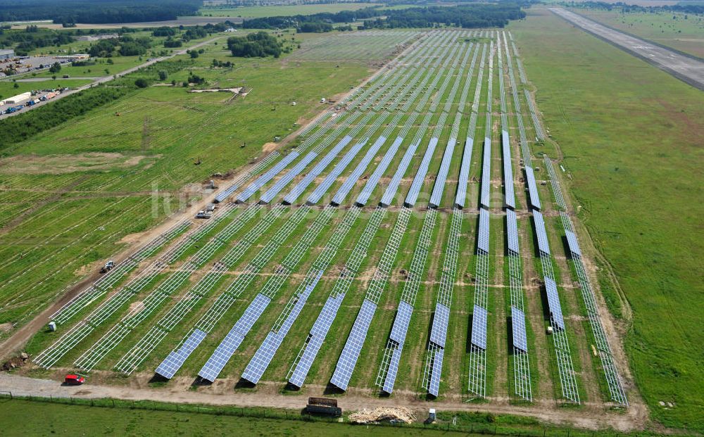 Luftbild Werneuchen - Bau des ? Solarpark Flugplatz Werneuchen ?