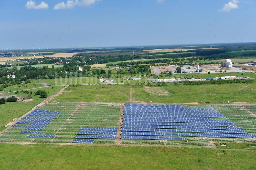 Werneuchen aus der Vogelperspektive: Bau des ? Solarpark Flugplatz Werneuchen ?