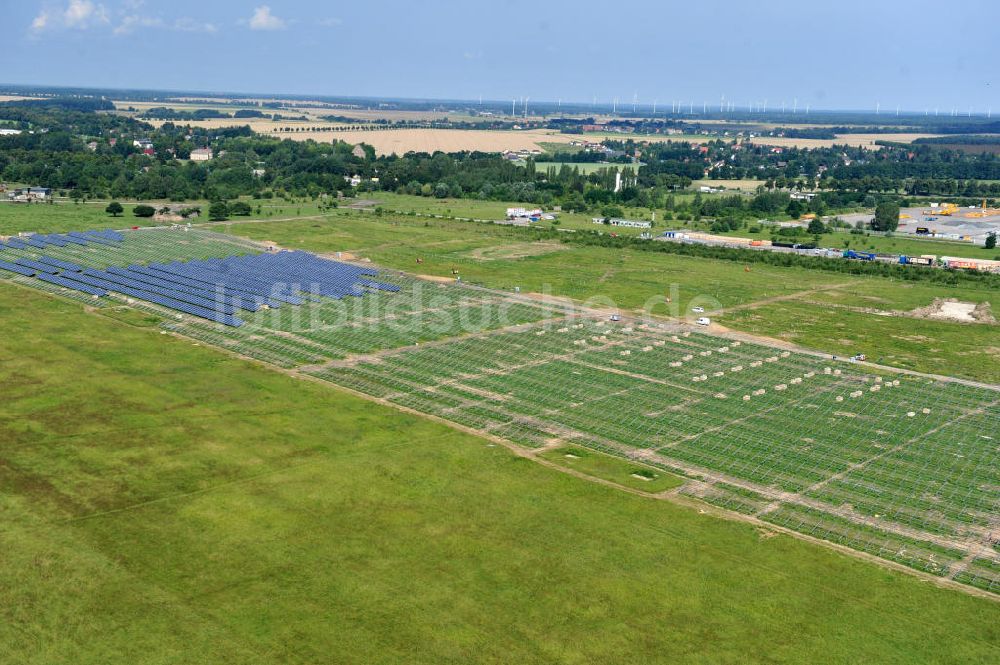 Luftbild Werneuchen - Bau des ? Solarpark Flugplatz Werneuchen ?