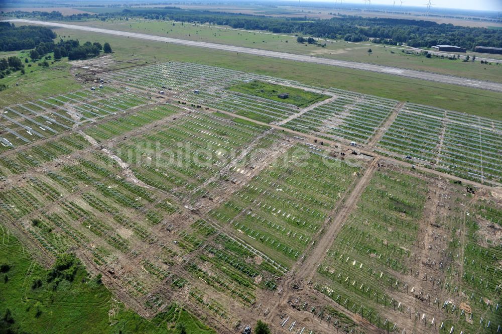 Werneuchen von oben - Bau des ? Solarpark Flugplatz Werneuchen ?