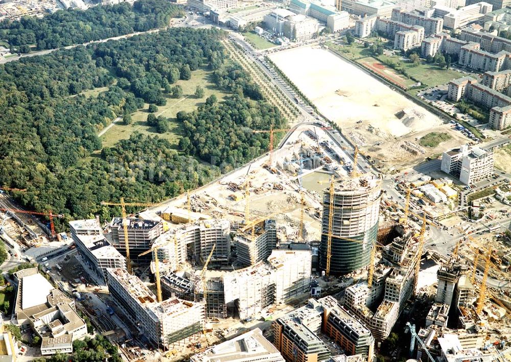 Luftaufnahme Berlin-Tiergarten - Bau des Sony-Centers am Potsdamer Platz.