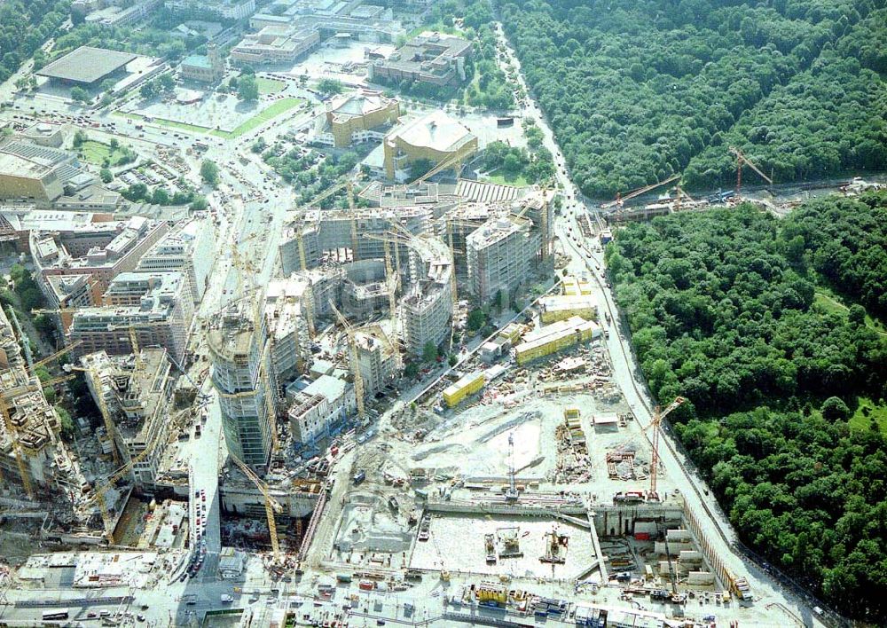 Berlin - Tiergarten aus der Vogelperspektive: Bau des SONY-Centers am Potsdamer Platz in Berlin-Tiergarten