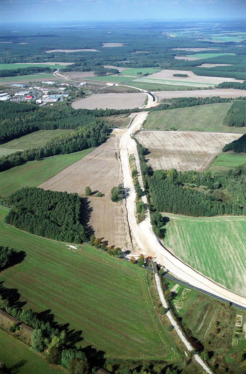 Belzig von oben - Bau der östlichen Ortsumgehungsstraße in Belzig