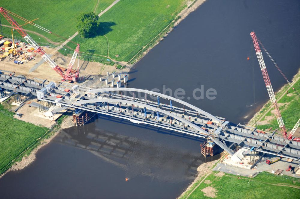 Luftaufnahme Dresden - Bau der Waldschlösschenbrücke in Dresden