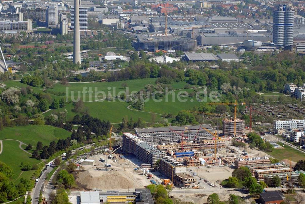 München von oben - Bau der Wohnanlagen in der Ackermannstraße (Ackermannbogen) in München