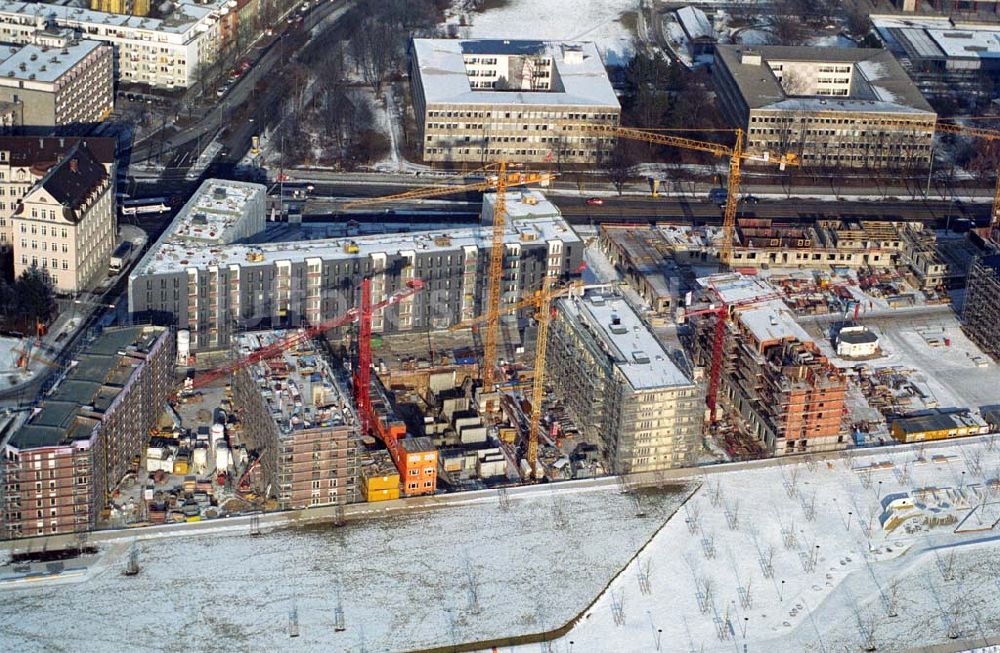 Luftaufnahme München / Bayern - Bau der Wohnanlagen in der Ackermannstraße (Ackermannbogen) in München Schwabingen am Olympiapark