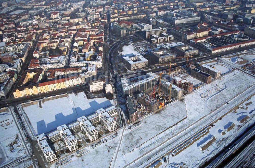 München / Bayern aus der Vogelperspektive: Bau der Wohnanlagen in der Ackermannstraße (Ackermannbogen) in München Schwabingen am Olympiapark